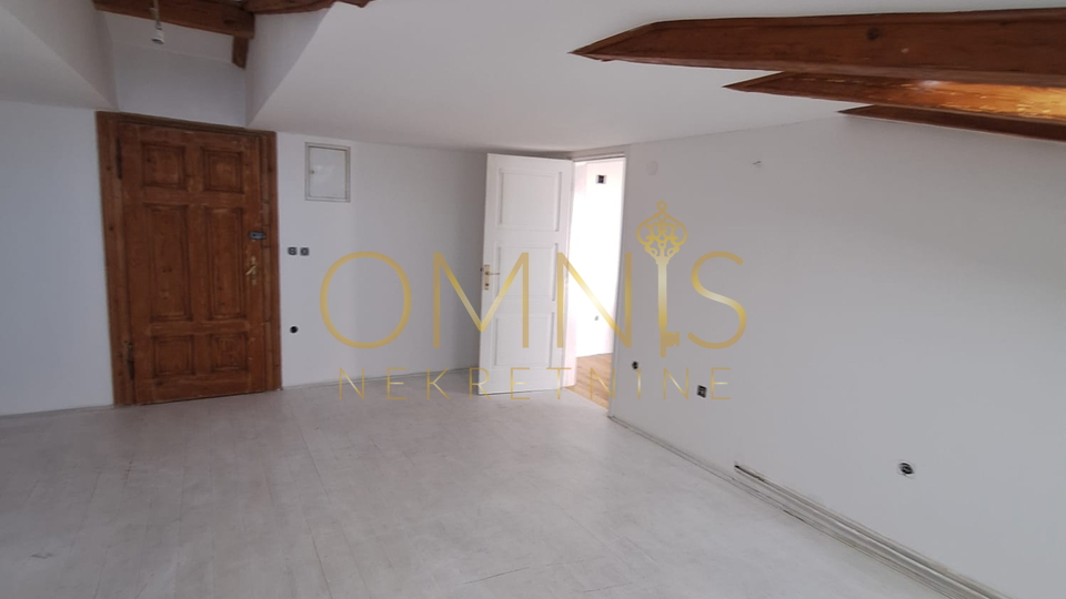 Opatija, Center, 3BR+Living Room, Terrace with Sea View!